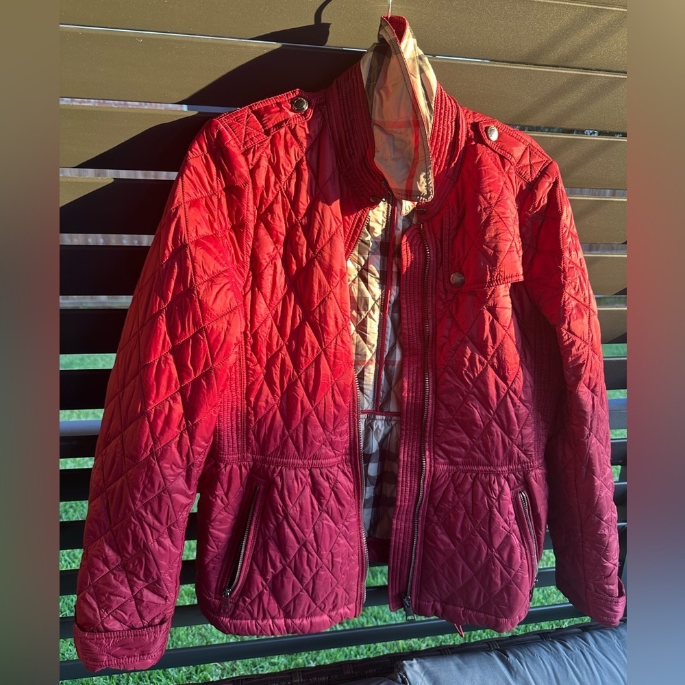 Burberry Red Quilted Jacket women’s size M - Picture 2 of 13
